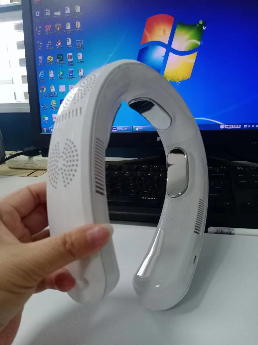 2026 New Wearable Air Conditioner USB Rechargeable